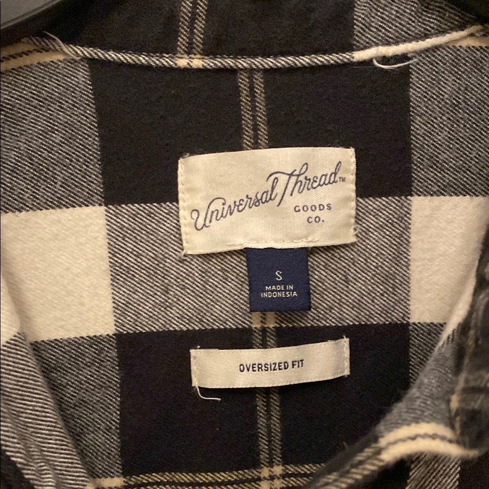 Universal Thread Black And White Button Down Shirt - image 3